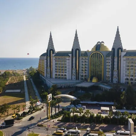 Sea View Flat With Balcony Near In Aksu Apartment
